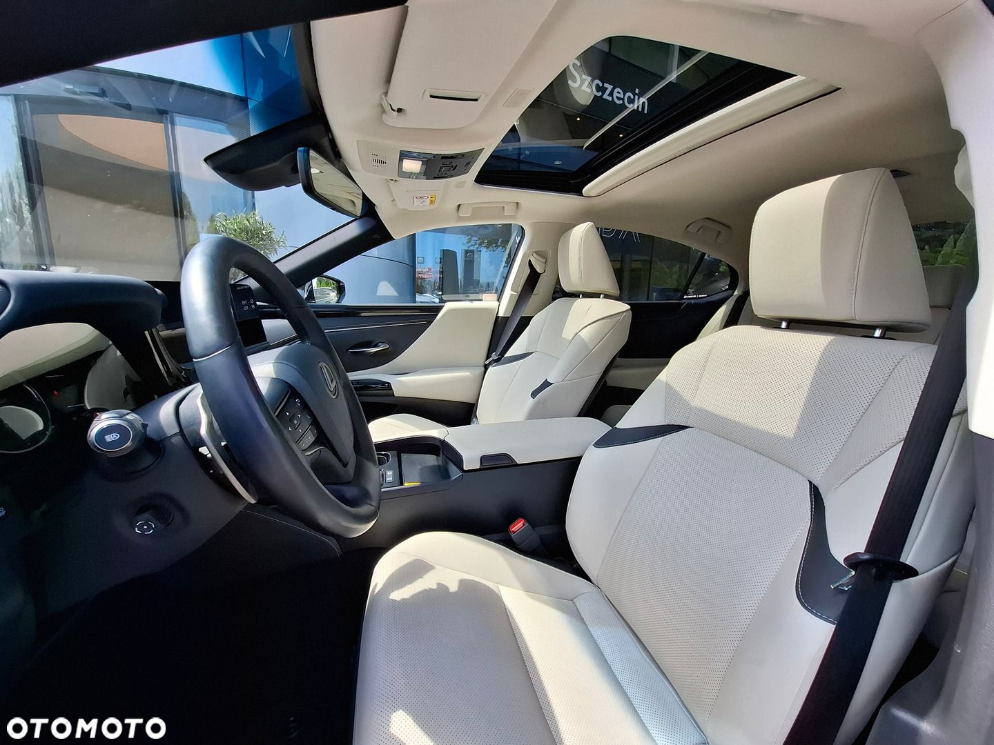Lexus ES - 12