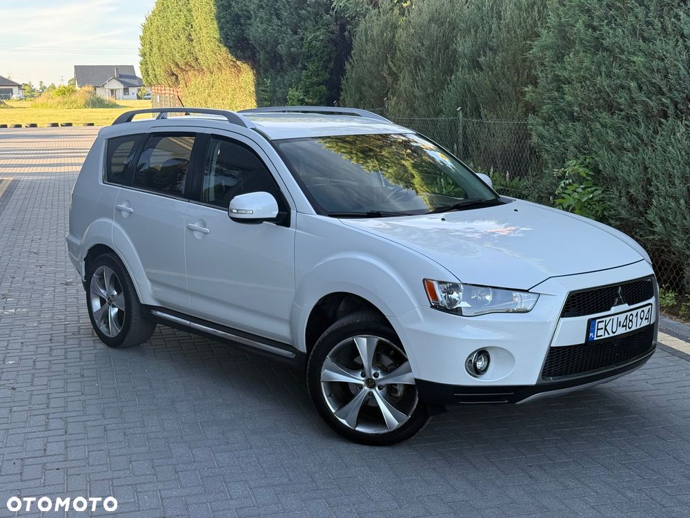 Mitsubishi Outlander 2.0 2WD Inform - 9