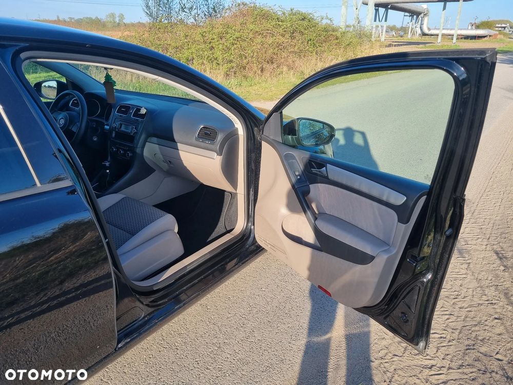 Volkswagen Golf 1.4 Edition - 12