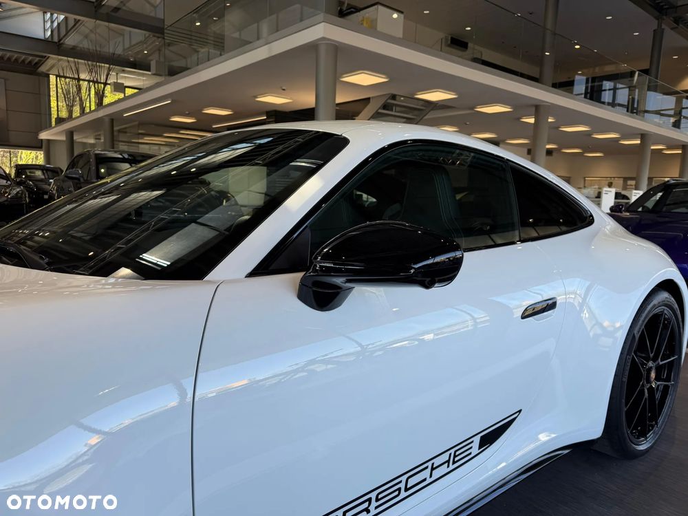 Porsche 911 - 8