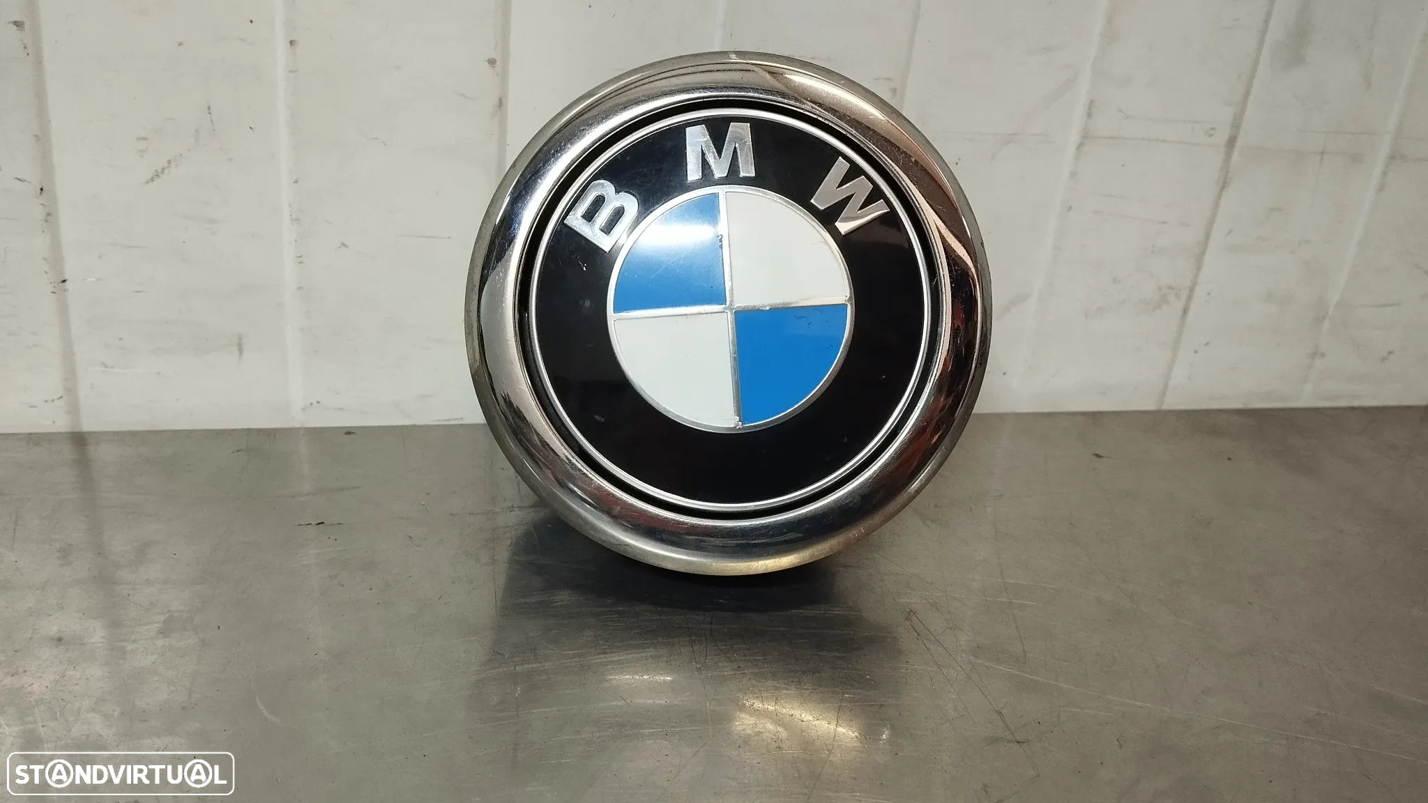 PUXADOR DA MALA BMW SERIE 1 F20 F21 2011-2019 REF. 7270728 - 2