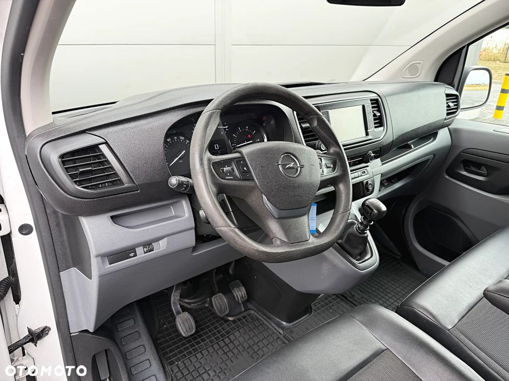 Opel Vivaro - 16