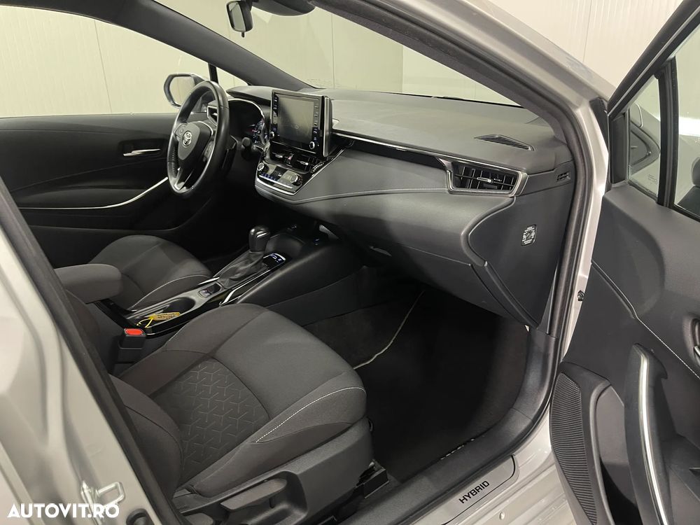 Toyota Corolla 2.0 HSD TS Exclusive - 9