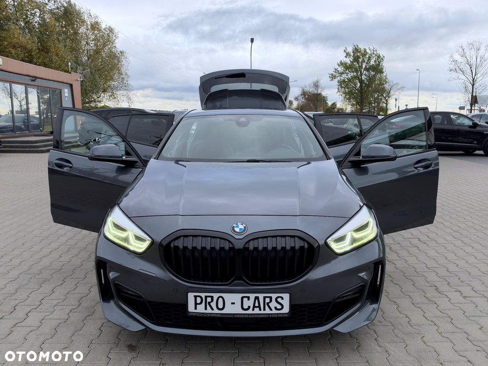 BMW Seria 1 118d Edition M Sport Shadow - 17