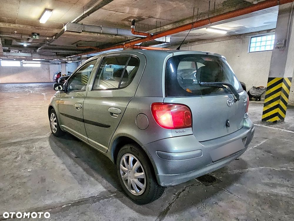 Toyota Yaris 1.3 Terra - 6