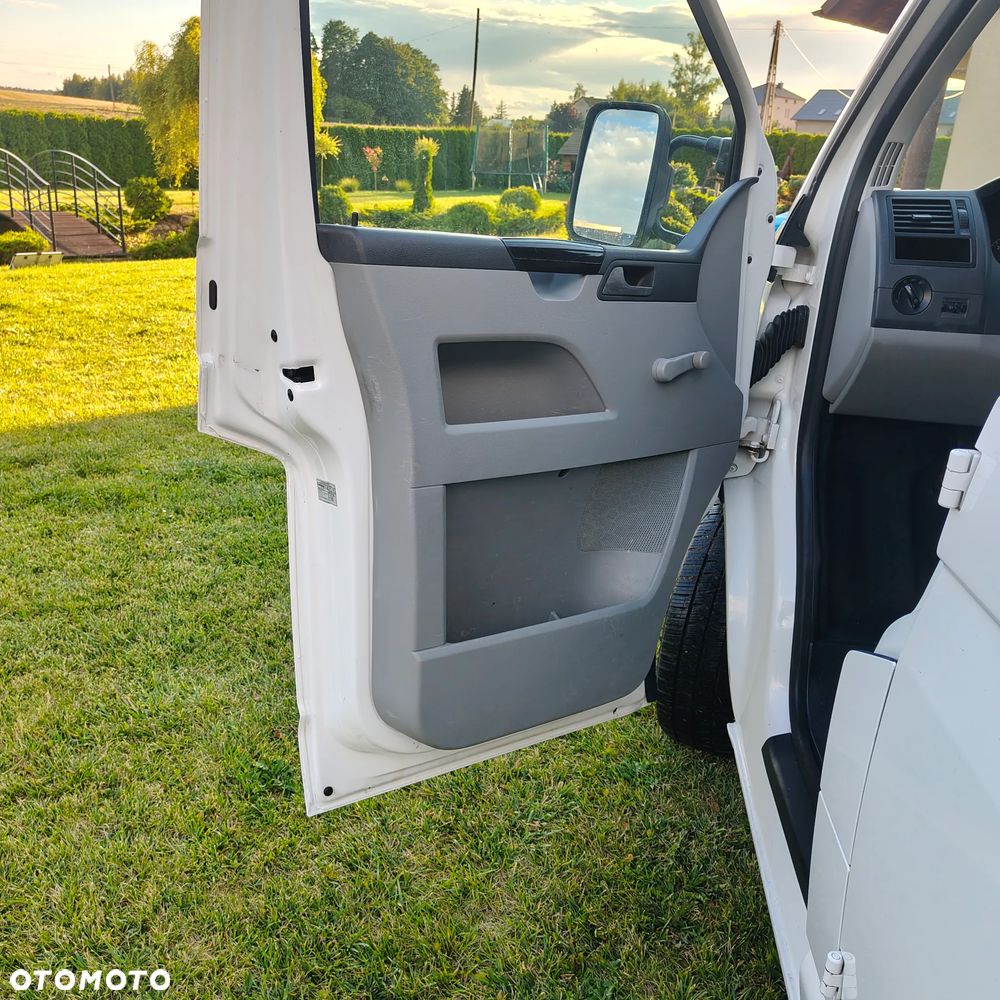 Volkswagen Transporter - 14