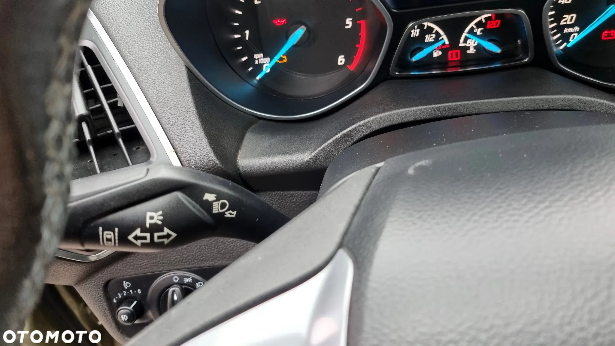 Ford Kuga 2.0 TDCi 4WD Titanium - 25