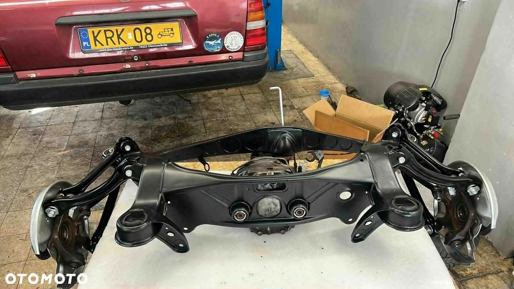 Mercedes-Benz W124 (1984-1993) - 22