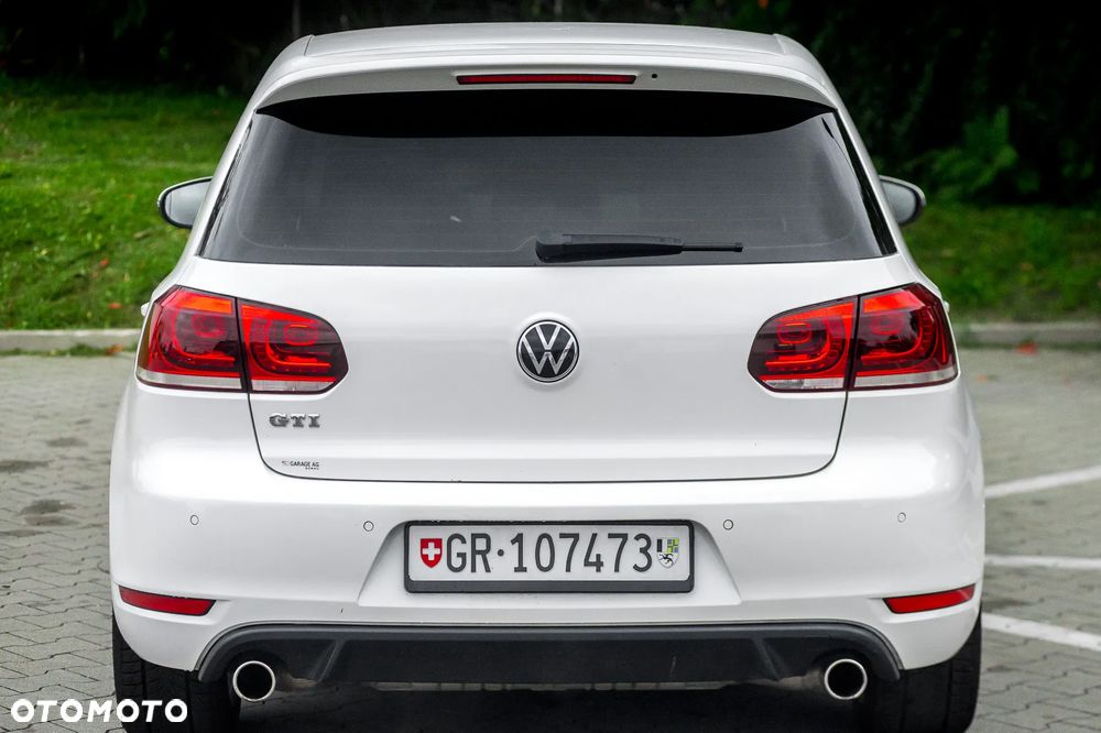 Volkswagen Golf 2.0 GTI - 18