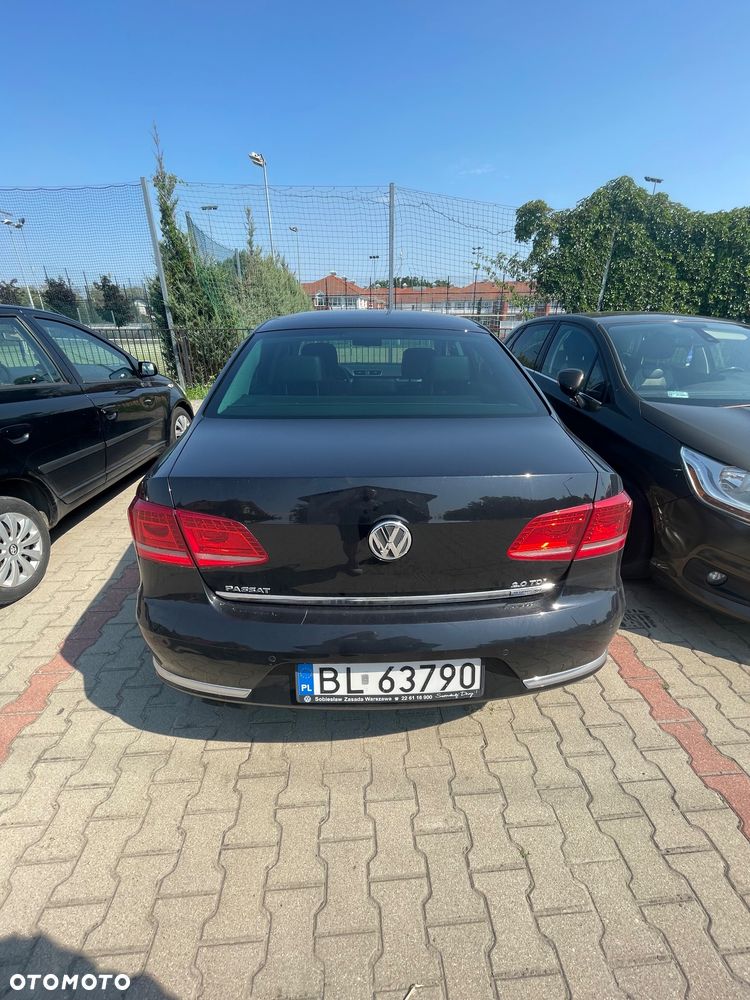 Volkswagen Passat 2.0 TDI Comfortline DSG - 8