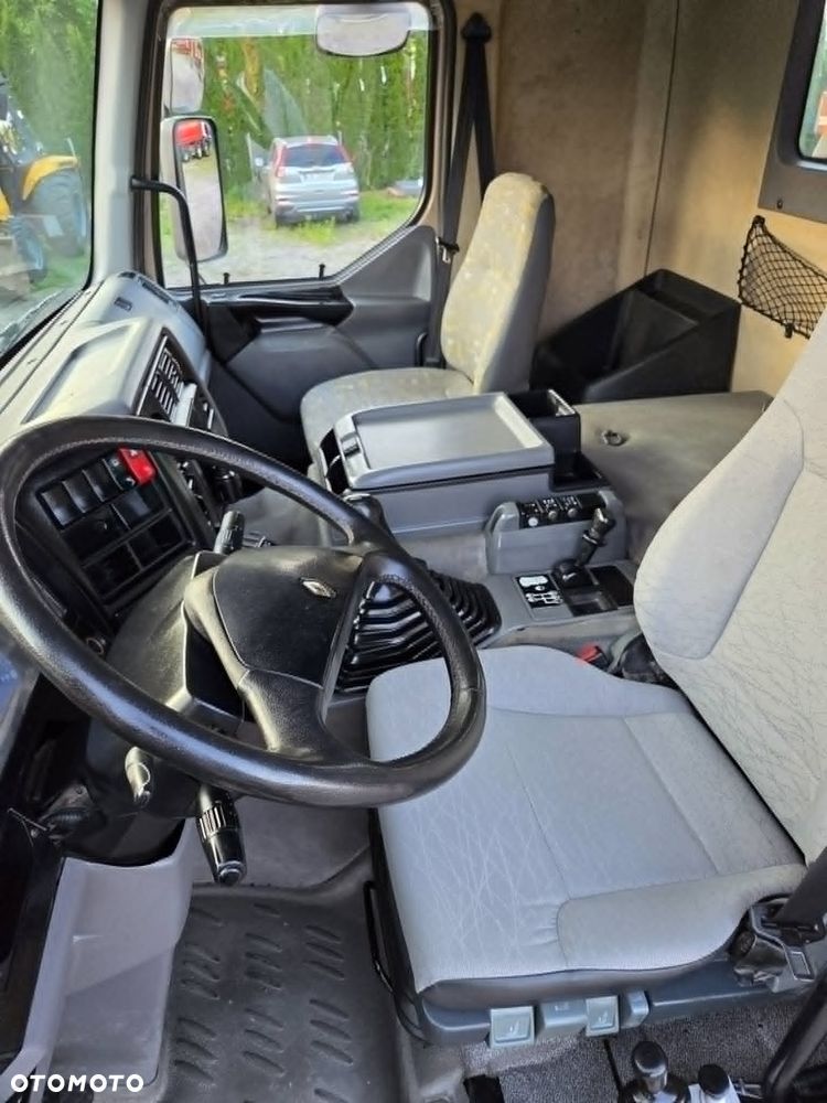Renault Kerax - 21