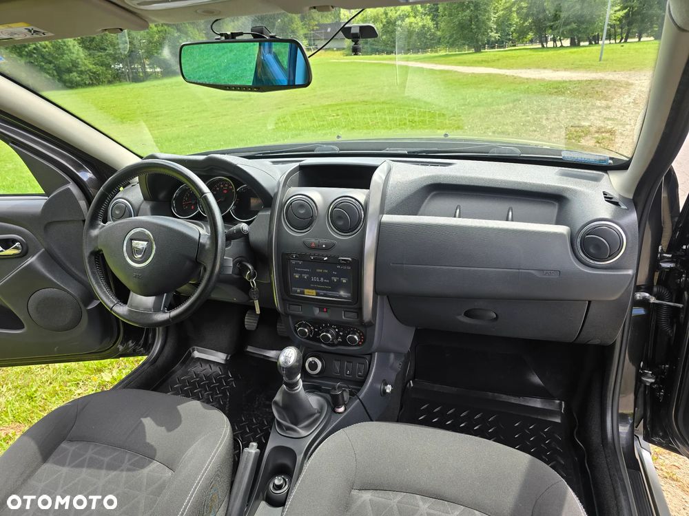 Dacia Duster 1.6 Blackstorm 4x4 - 19