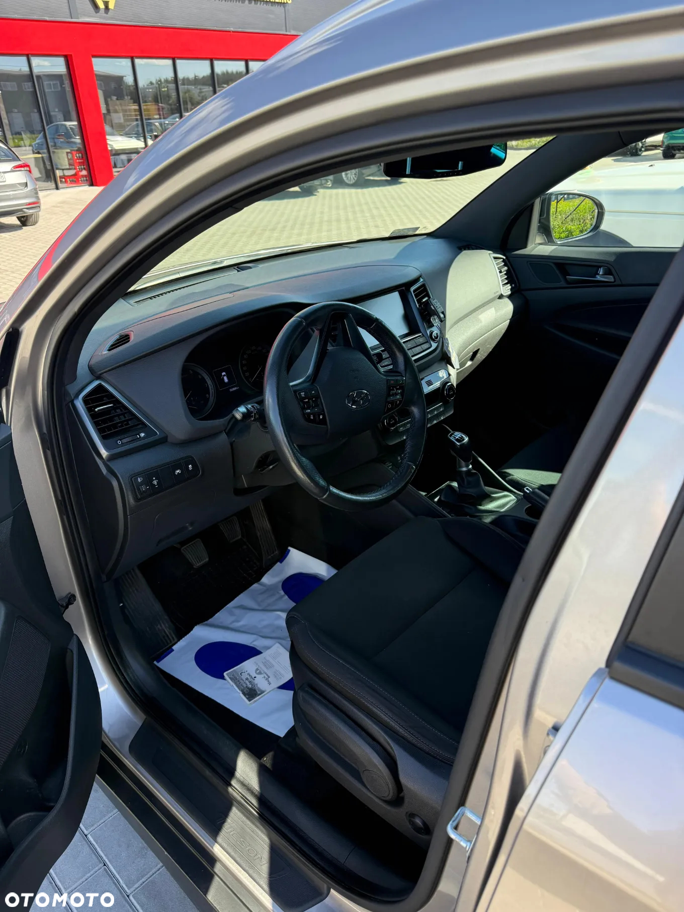 Hyundai Tucson 1.6 GDI BlueDrive GO 2WD - 9