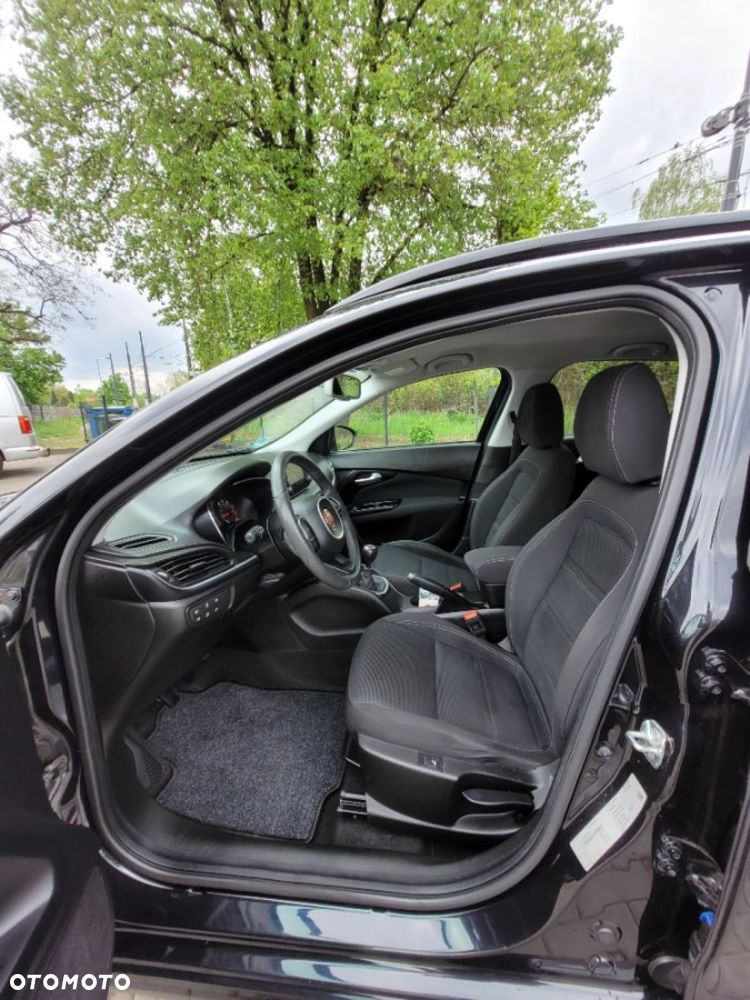 Fiat Tipo 1.4 T-Jet 16v Lounge - 12