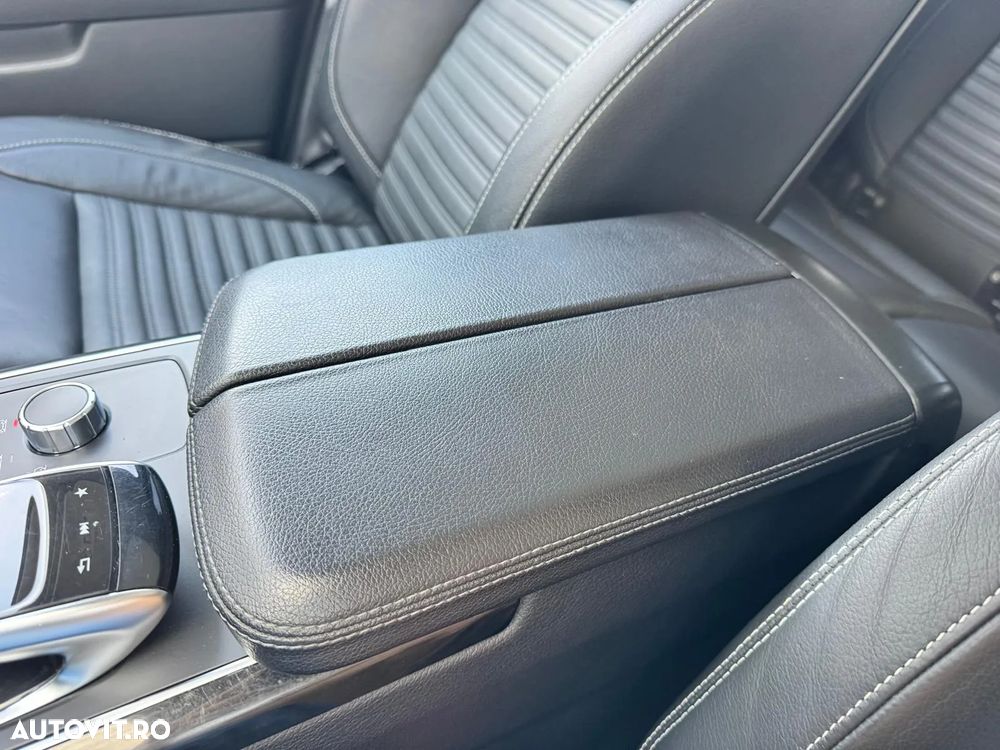 Mercedes-Benz GLE 350 d 4MATIC - 38