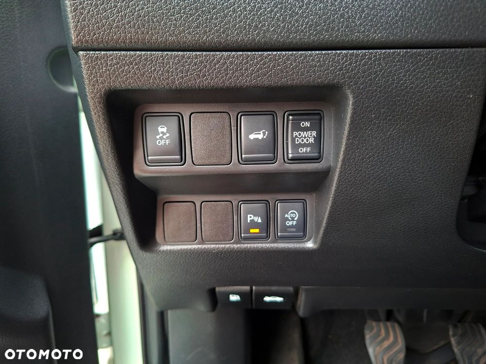 Nissan X-Trail 1.6 DIG-T Tekna - 32