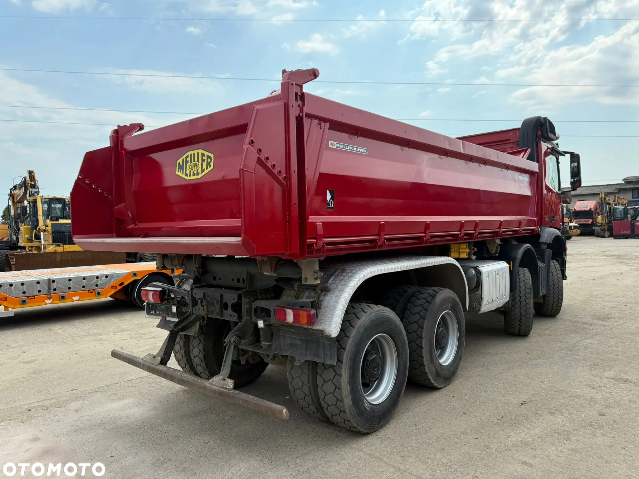 Mercedes-Benz Arocs 4145 8x6 Bordmatik z Niemiec - 4