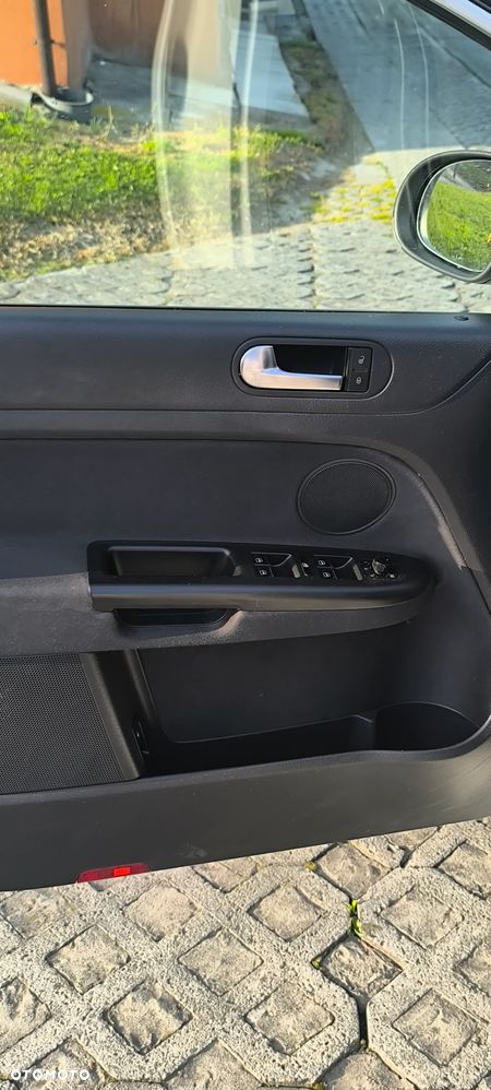 Volkswagen Golf 1.6 TDI Comfortline - 14