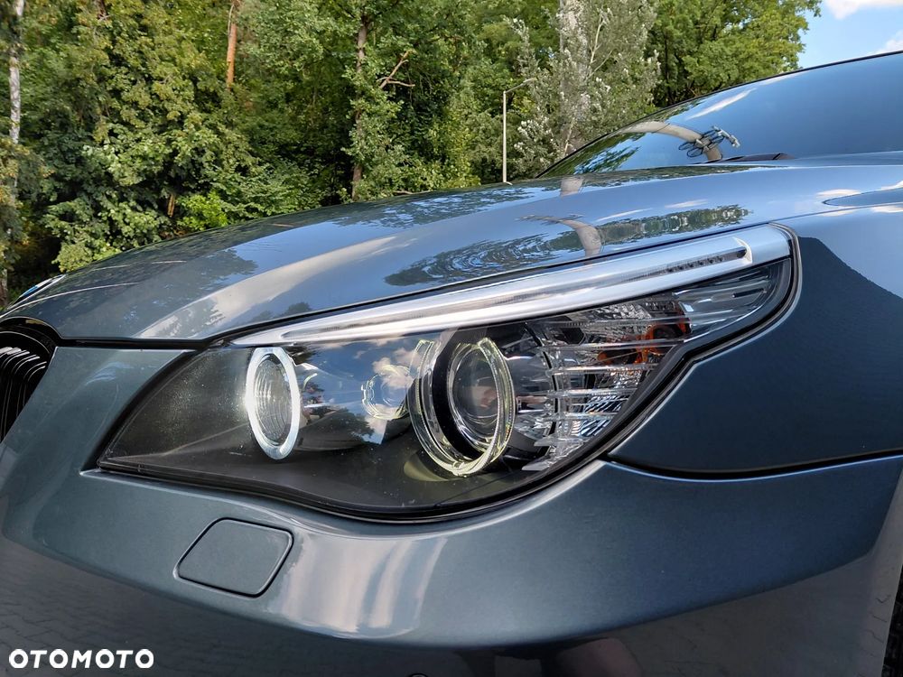 BMW Seria 5 520d Edition Sport - 38