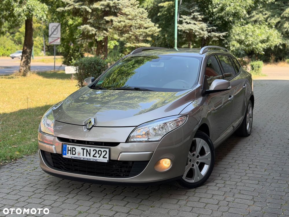 Renault Megane 2.0 140 CVT Luxe - 13