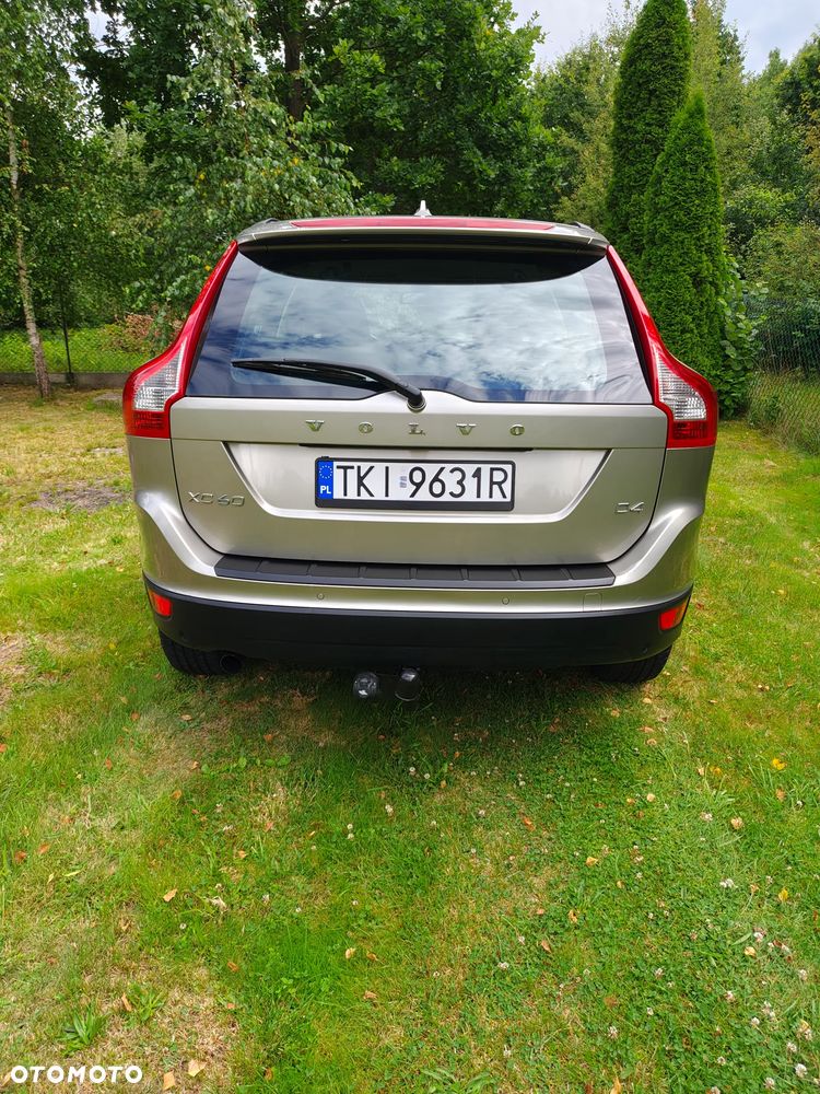 Volvo XC 60 D4 Kinetic - 9