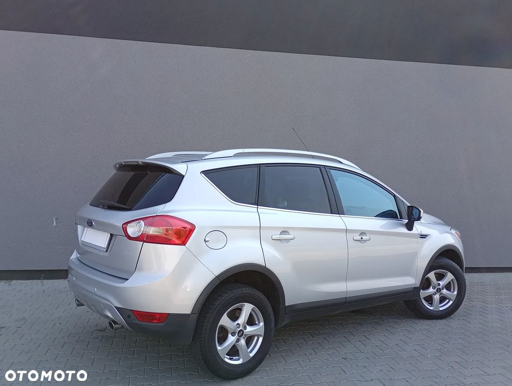 Ford Kuga - 4