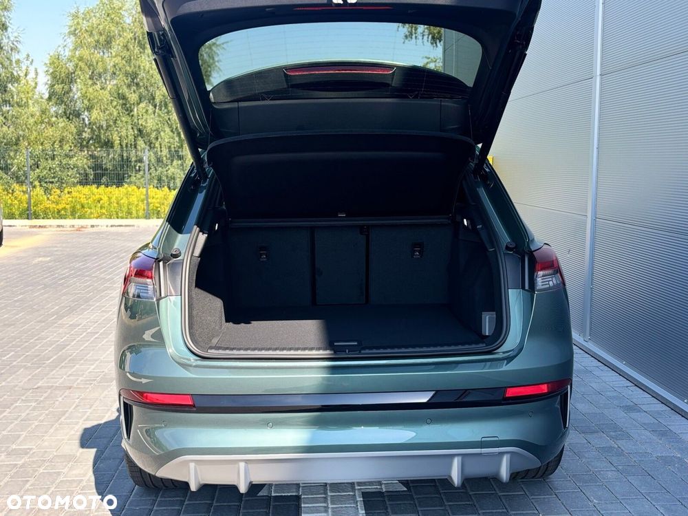 Audi Q4 e-tron - 8