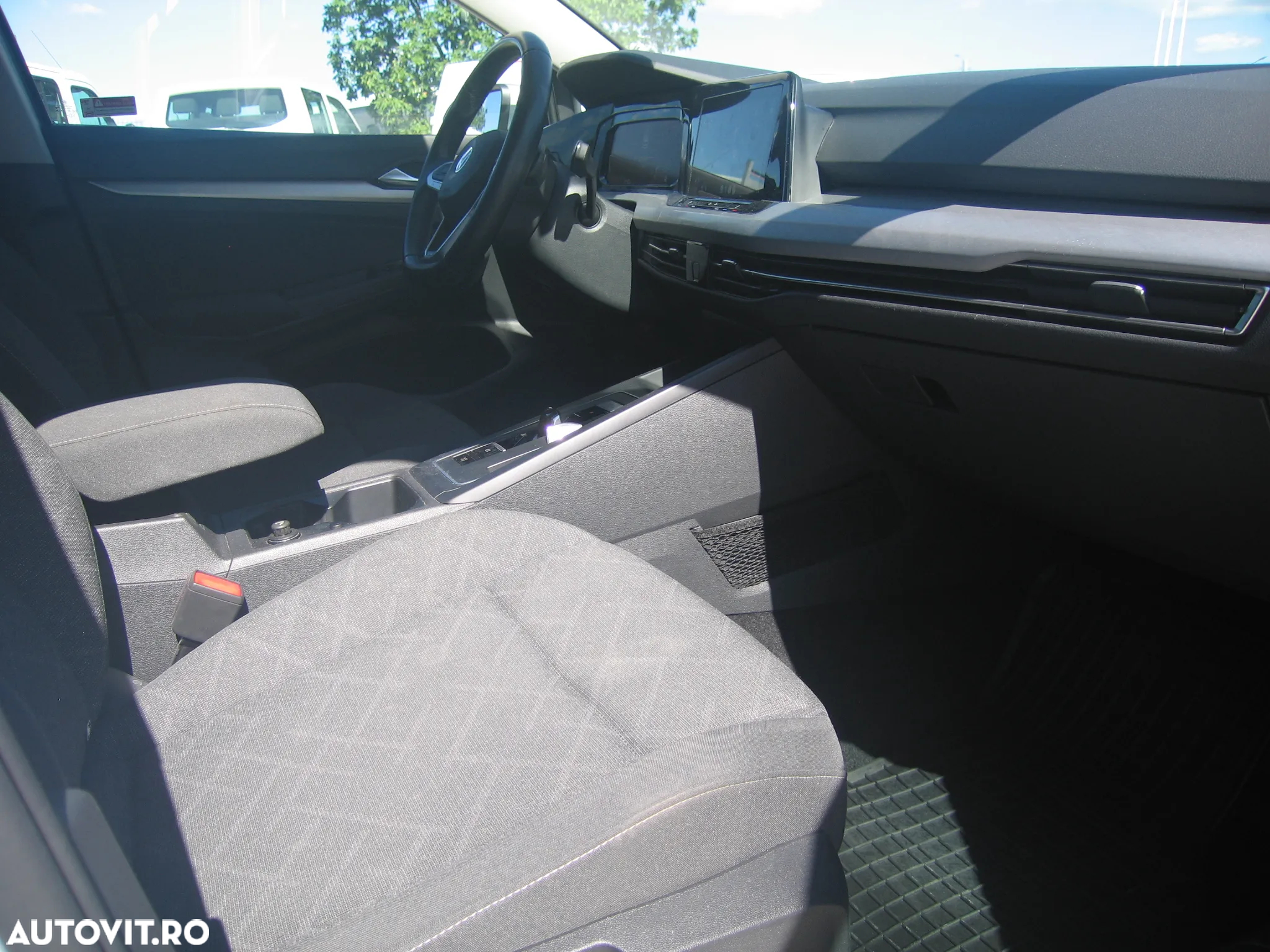 Volkswagen Golf 2.0 TDI DSG Highline - 28