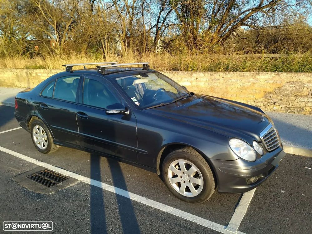 Mercedes-Benz E 200 - 6