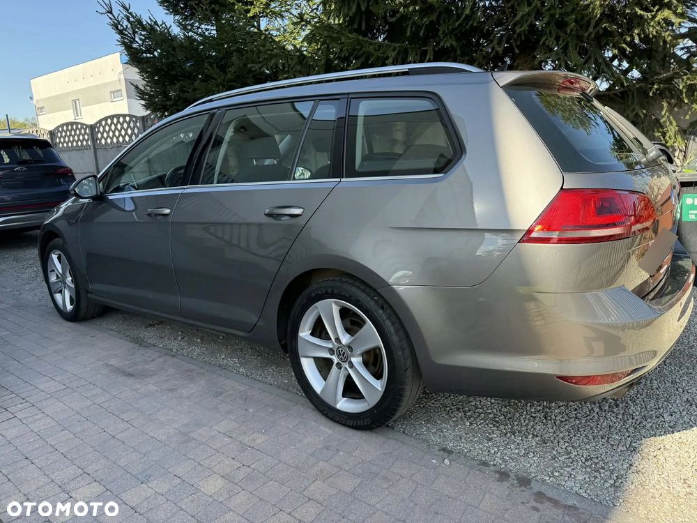 Volkswagen Golf 2.0 BlueTDI DSG Comfortline - 3