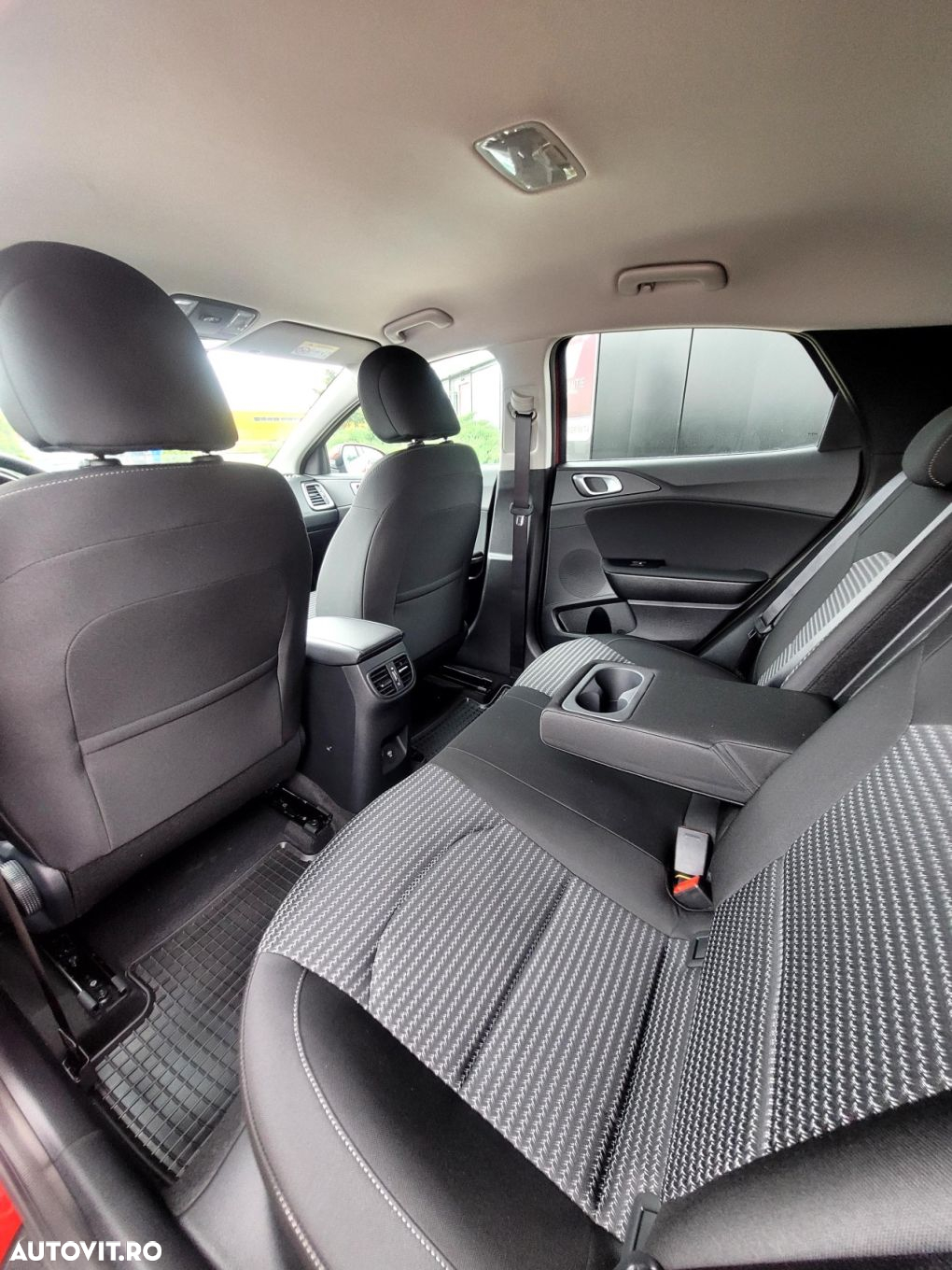 Kia XCeed - 19