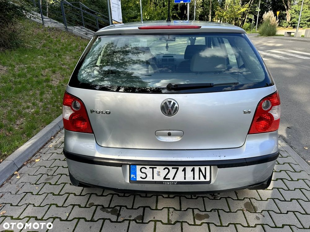 Volkswagen Polo 1.4 16V Comfortline - 7
