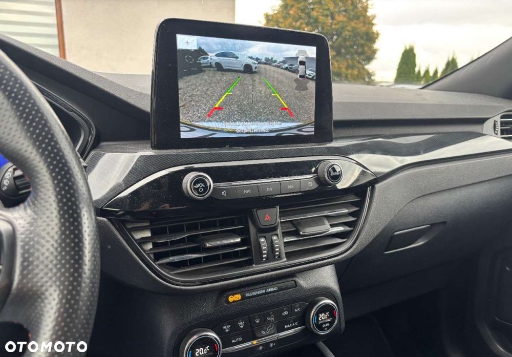Ford Kuga - 14