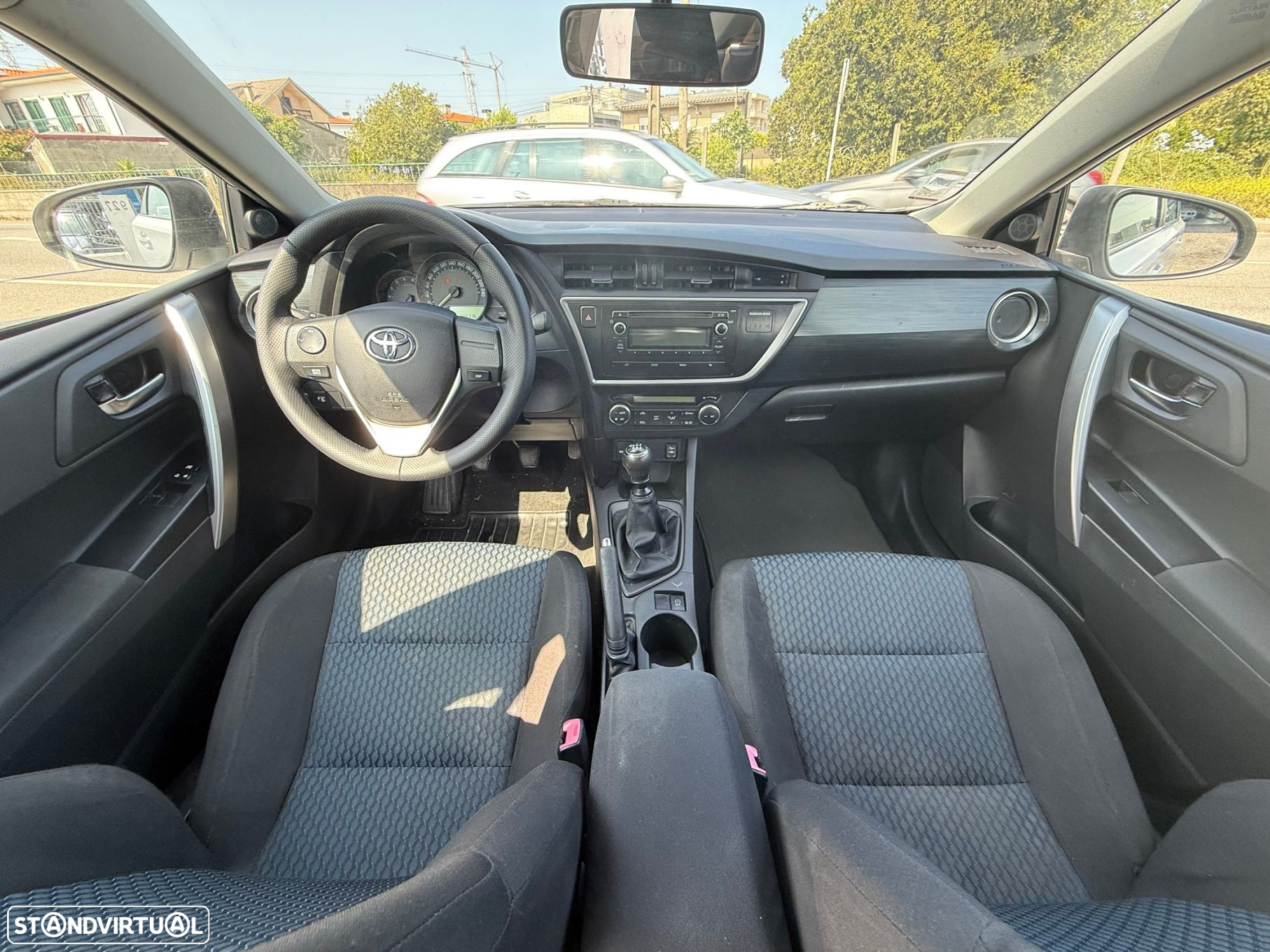 Toyota Auris - 13