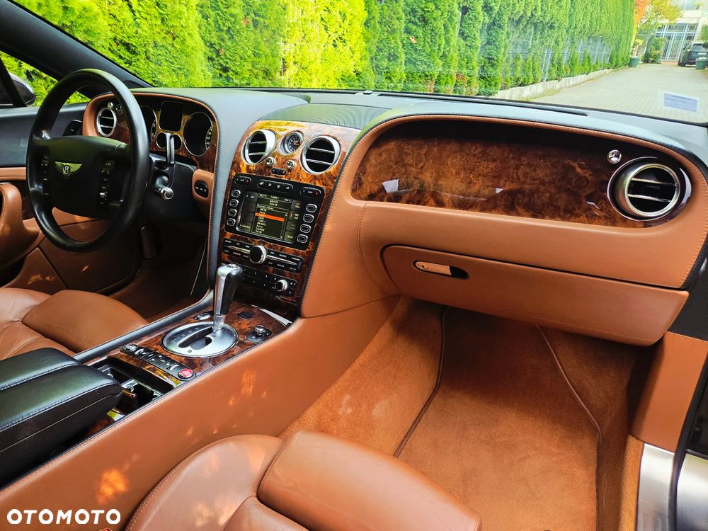 Bentley Continental GT Standard - 7