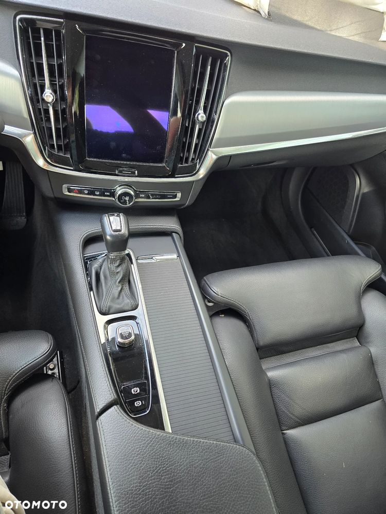 Volvo S90 D3 Geartronic Momentum Pro - 11