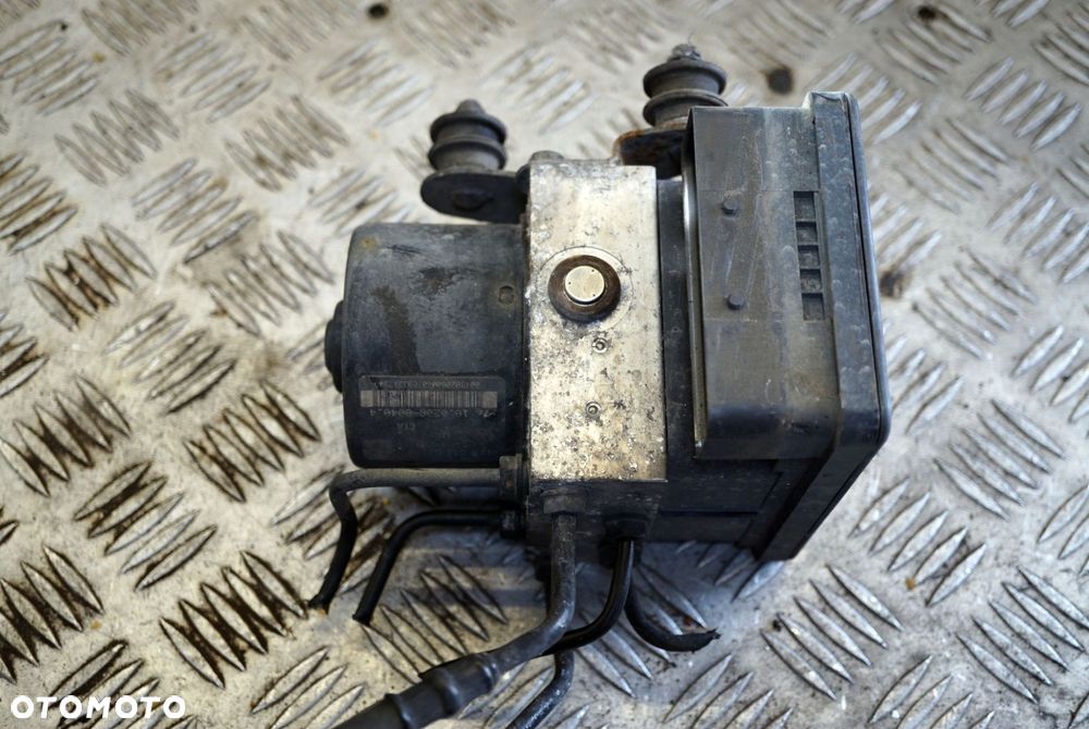 POMPA HAMULCOWA ABS GOLF V 1K0907379D 1K0614517B VOLKSWAGEN 2003-2009 - 1