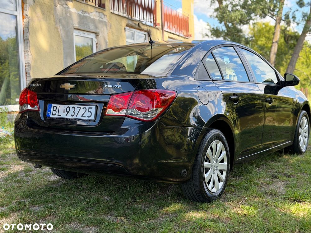 Chevrolet Cruze 1.8 LT+ - 8