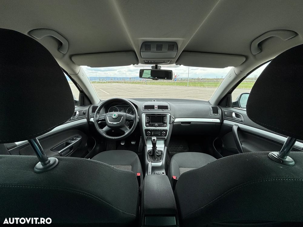 Skoda Octavia 2.0 TDI DPF 4x4 Scout - 3
