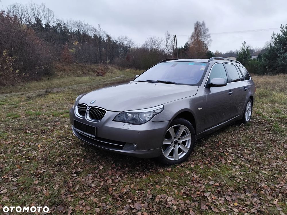 BMW Seria 5 525d xDrive - 1