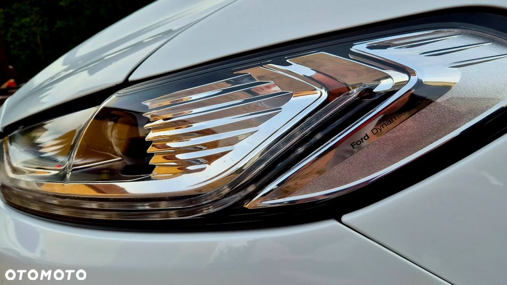 Ford Mondeo 2.0 EcoBlue Titanium - 13