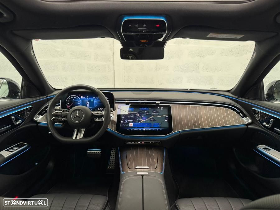 Mercedes-Benz E 300 de AMG Line - 2