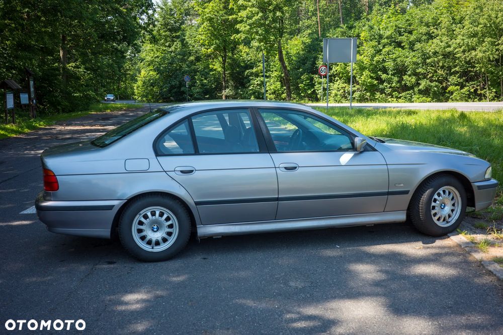 BMW Seria 5 - 1