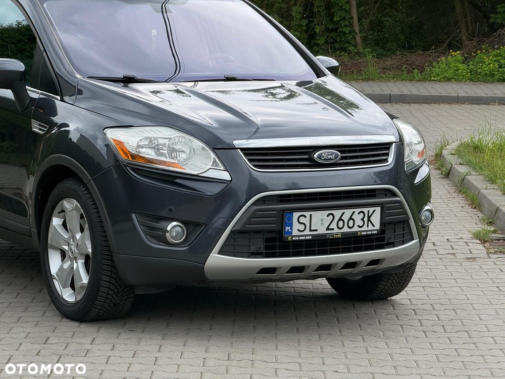 Ford Kuga 2.0 TDCi 2x4 Titanium - 2