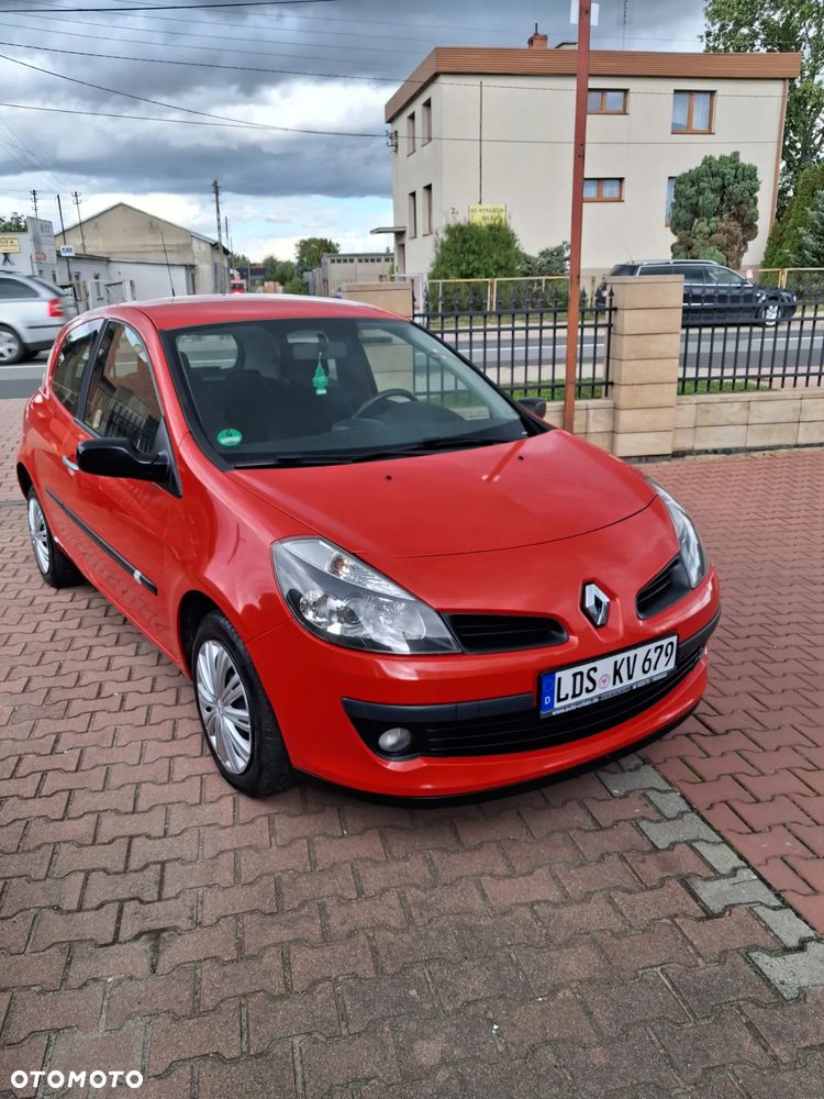 Renault Clio - 6