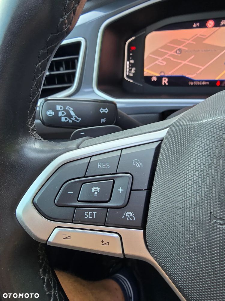 Volkswagen T-Roc 2.0 TDI SCR Style DSG - 13