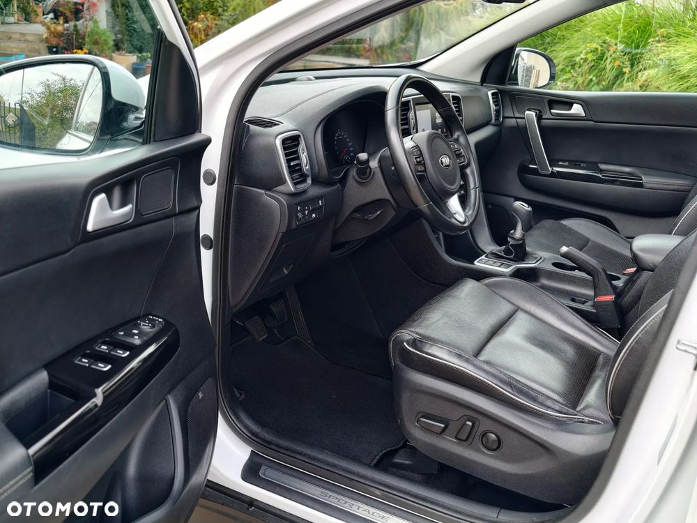 Kia Sportage - 13