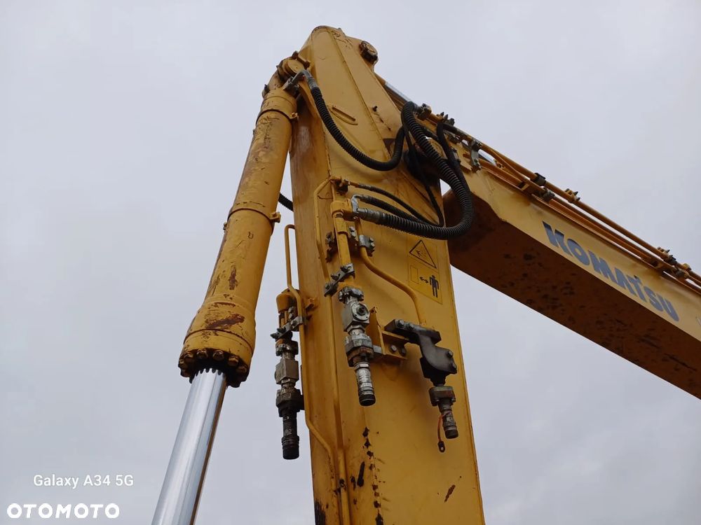 Komatsu PC228USLC8 - 13
