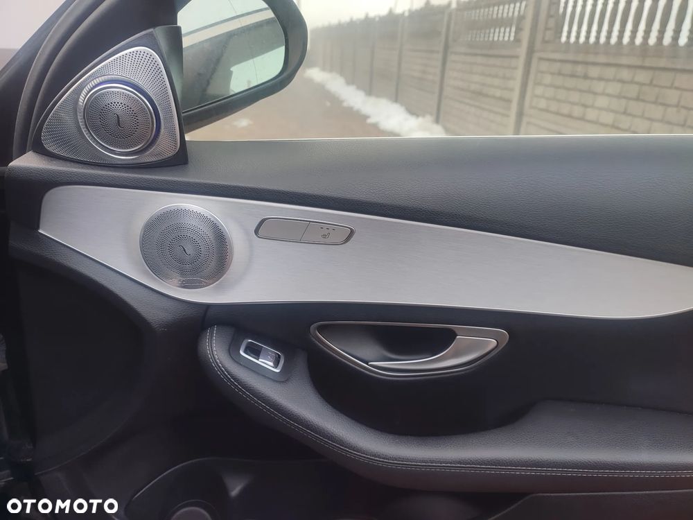 Mercedes-Benz Klasa C 220 d 9G-TRONIC AMG Line - 27
