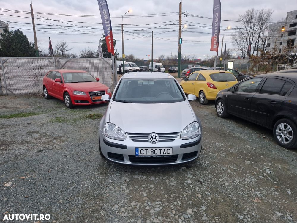 Volkswagen Golf - 17